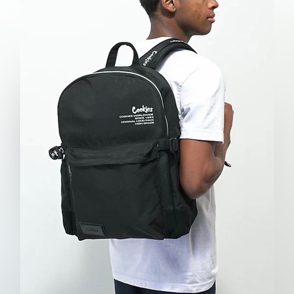 Cookies Off The Grid Smell Proof Black Backpack NWT